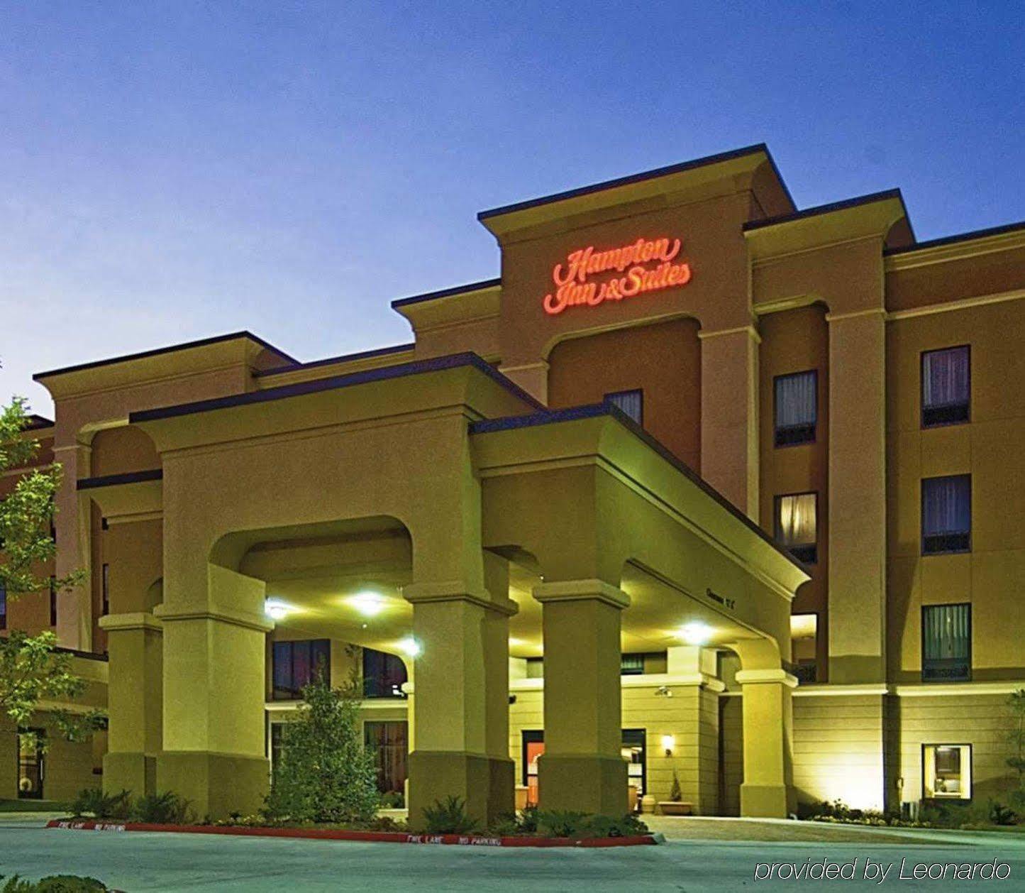 Hampton Inn & Suites Decatur Exterior photo